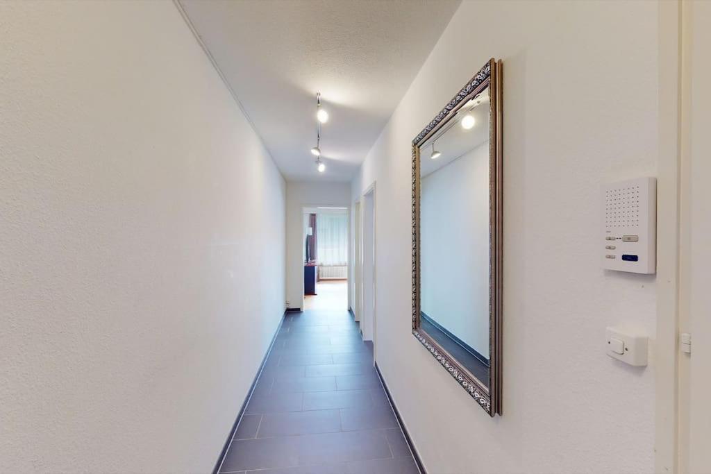 Very 1br Flat With Sunny Balcony - Sky4 Zürich